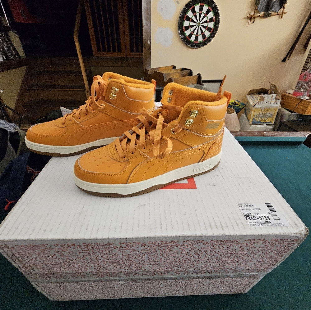 New Mens Puma Boots